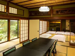 預肯旅館