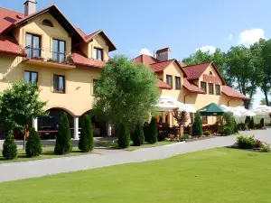 Hotel Zajazd Polonez
