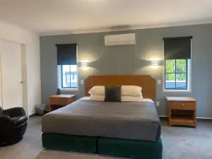 City Suites
