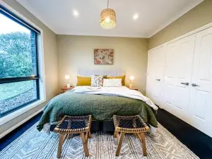 Hamilton House - Snowy Mountain Luxury Villas