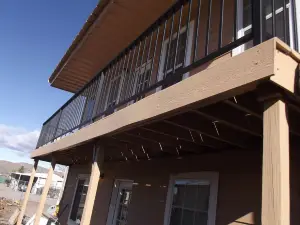 Dreamcatcher  2-story Colonial Home. Pet Friendly!1 mile from downtown hot tubs
