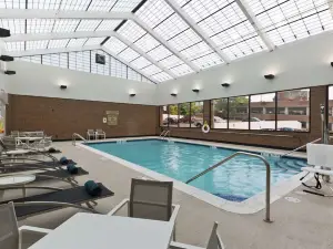 Clarion Hotel and Conference Center Downtown