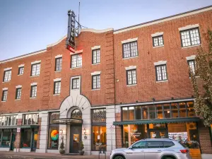 Scp Redmond Hotel