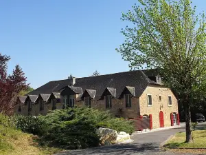 Logis Hôtel Auberge de Cartassac