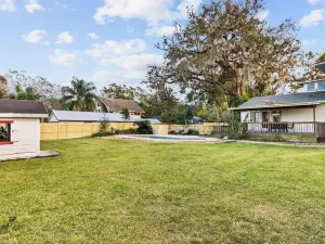 4 Bedroom Historic House, Pool, Downtown Dade City