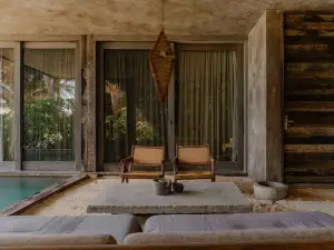 ノマデ テンプル トゥルム