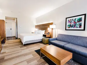 Holiday Inn Express & Suites West Edmonton-Mall Area