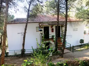 Rural Apartments Overlooking the Lake.