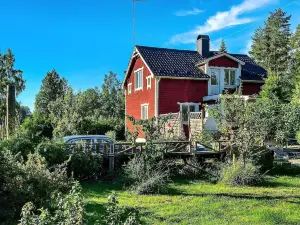 6 Person Holiday Home in Månkarbo