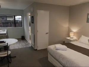 Heritage Highway Motel