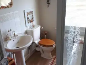 Court Barn Cottage B&B