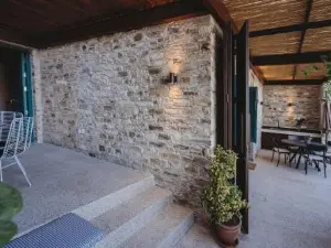Andama Luxury Suites
