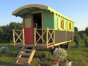La Roulotte Circus des Grillots