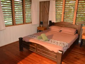 Rainforest Eco Lodge