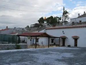 Cueva El Haro