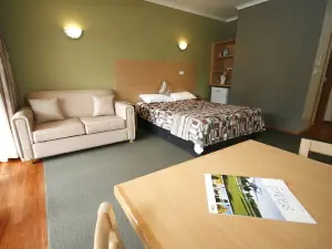 Forbes Victoria Inn
