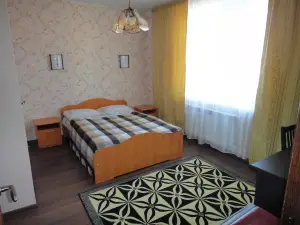 Mini-Hotel on Obraztsova 14