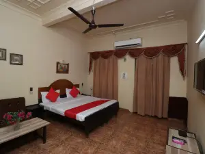 Central Hotel