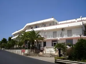Hotel Eden