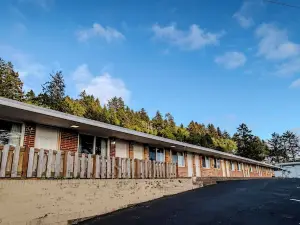 Four Winds Motel