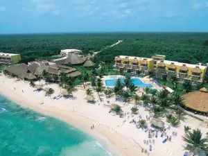 Akumal Bay Beach & Wellness Resort