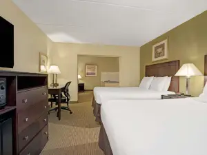 Super 8 by Wyndham Monticello