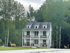 Lake it Oar Leave it- Lake front Tim's Ford Lake with DOCK