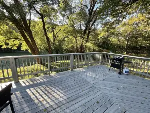 2 BR Cottage on the River