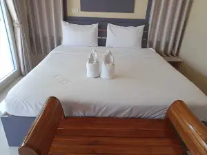 Sweet Home Resort Wangsammo (Room on Request)