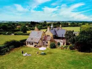 Unique Countryside Cottage Close to Sunderland