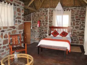 Tsauchab River Lodge
