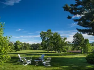 Devonfield Inn