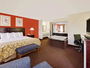 Baymont by Wyndham Battle Creek Downtown