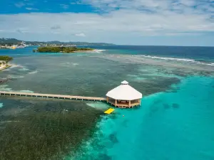 Barefoot Cay Resort