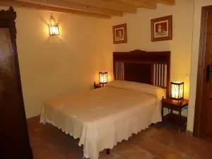 Casas Rurales Gredos la Higuera Y El Nogal