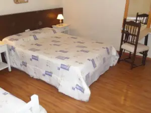 Hotel Radio