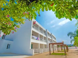 New Famagusta Hotel & Suites