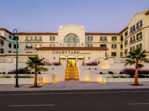 コートヤード・バイ マリオット・サンタクルズ
