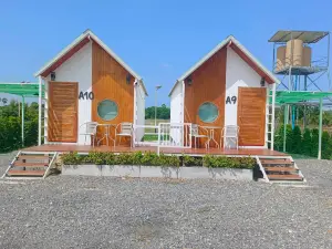 Dee Like Lopburi Resort