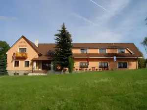 Hotel Sirákov