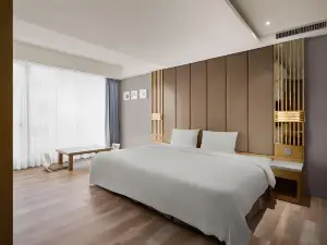 โรงแรมกามาลัน ฟลอริดา สปริง