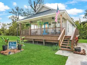Private Island Paradise: 2 Bed, 2 Bath Retreat with Dock, Boat Lift  in Maurepas