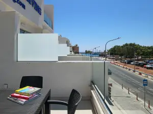 Phaedrus Living - Seaside Luxury Flat Harbour 108