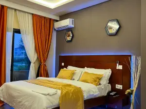 Sky Kenako Hotel
