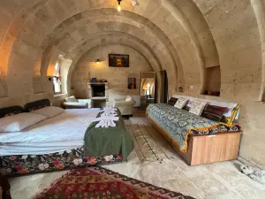 Yesiloz Inn Cave Hotel