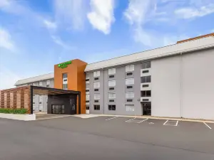 Wyndham Garden Louisville East