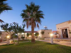 Glaro Garden Hotel