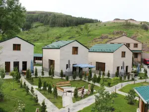 Alaska Resort