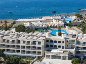 Mare Blue Hotel