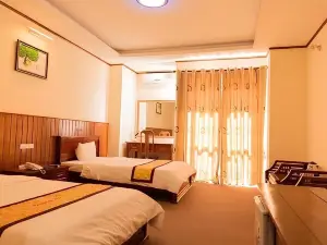 Bac Kinh Hotel Vinh - by BAY LUXURY
